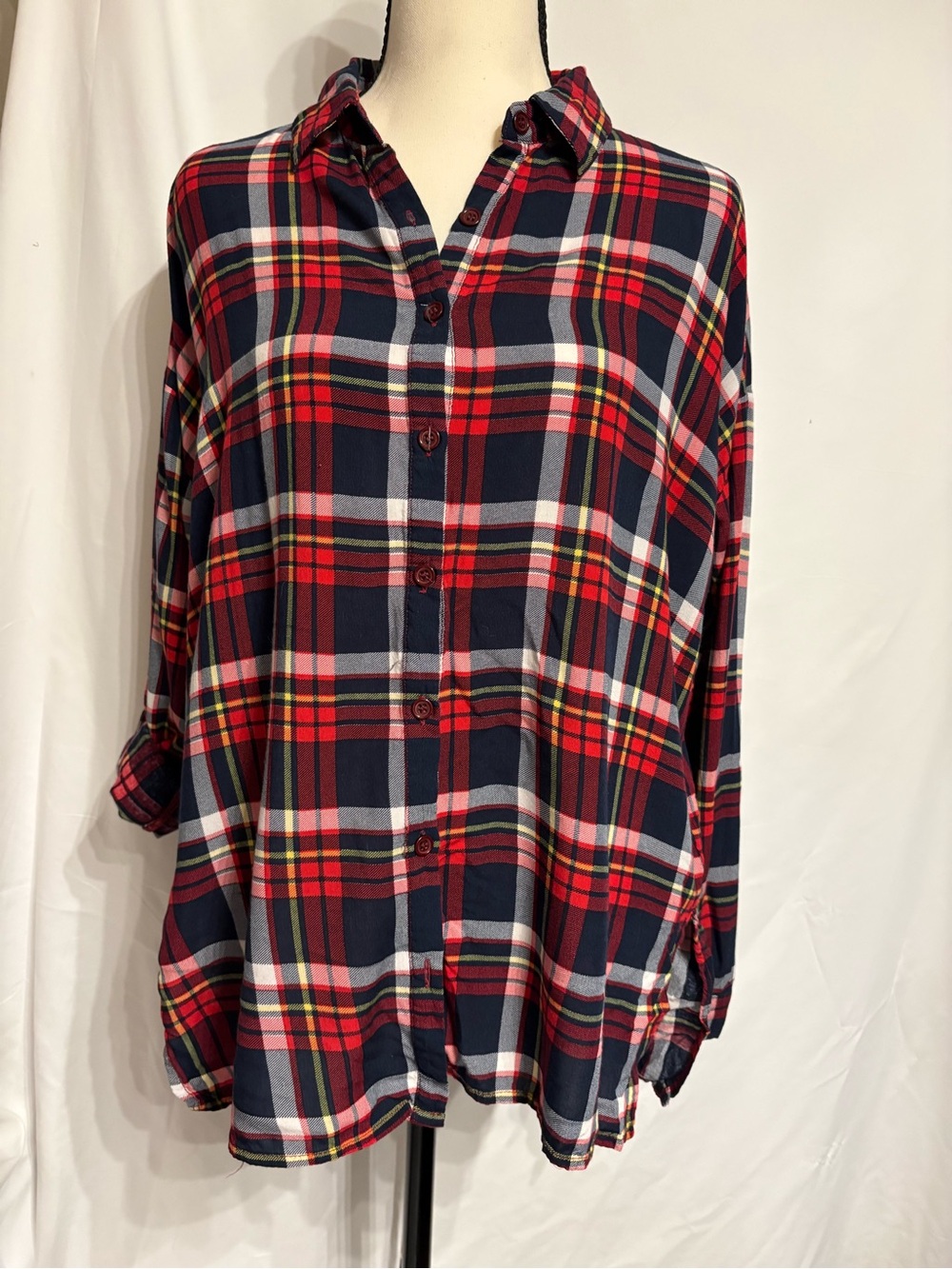 entro Women’s Navy, Red and White Plaid Button-Up with braided back accent SZ S